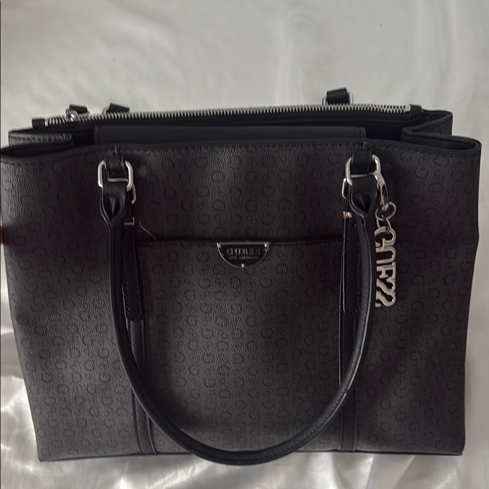 Black Guess Women's Tote Bag